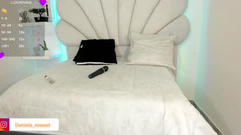 Snapshot of shairytovar chatting on October 17, 7:44 am shairytovar online show from October 17, 7:44 am