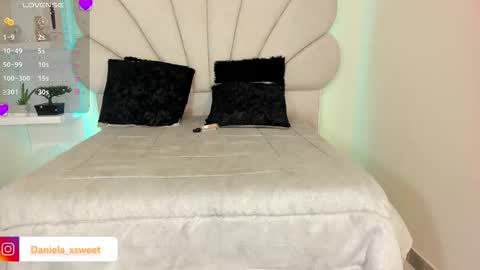 Snapshot of shairytovar chatting on October 19, 6:14 am shairytovar online show from October 19, 6:14 am