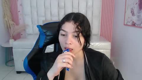 Snapshot of shalon_diaz_sub chatting on November 25, 3:12 pm Shalon online show from November 25, 3:12 pm