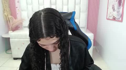 Snapshot of shalon_diaz_sub chatting on November 29, 1:14 pm Shalon online show from November 29, 1:14 pm