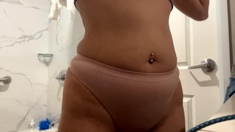 Shaman Woman online show from January 30, 5:19 am