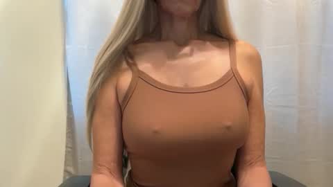 Shaman Woman online show from November 24, 6:40 pm