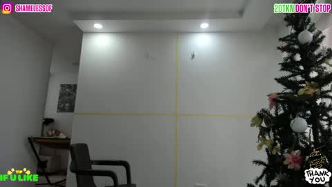 Snapshot of shamelesss_ chatting on December 31, 8:56 pm shamelesss_ online show from December 31, 8:56 pm