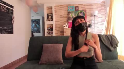 Snapshot of shamelesss_ chatting on September 8, 5:45 pm shamelesss_ online show from September 8, 5:45 pm