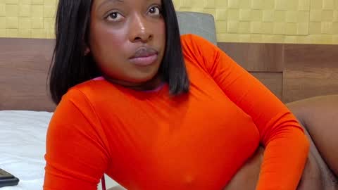 Snapshot of shamira_moore chatting on December 29, 4:51 pm Catalina online show from December 29, 4:51 pm