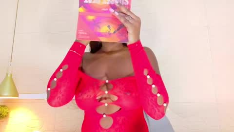 Snapshot of shamira_moore chatting on March 4, 1:38 pm Catalina online show from March 4, 1:38 pm