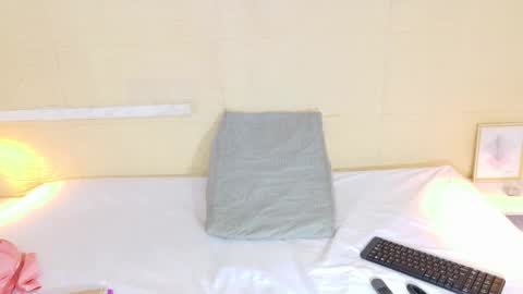 Snapshot of shamira_moore chatting on March 6, 9:31 pm Catalina online show from March 6, 9:31 pm