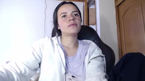 shanel_lozano online show from September 14, 5:12 pm