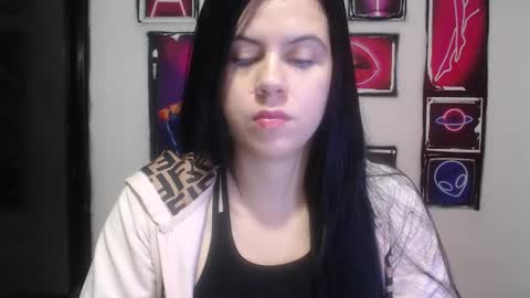 Shanell Moore online show from December 4, 12:36 pm