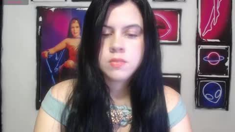 Shanell Moore online show from December 30, 8:25 pm