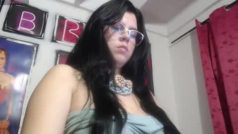 Shanell Moore online show from December 30, 11:28 pm