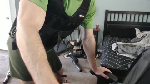 Snapshot of shanestickrod chatting on September 12, 5:13 pm shanestickrod online show from September 12, 5:13 pm