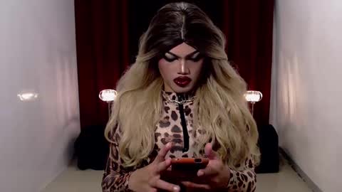 Shane X online show from December 12, 4:32 pm