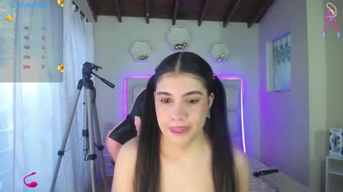 Shana online show from January 14, 1:17 pm