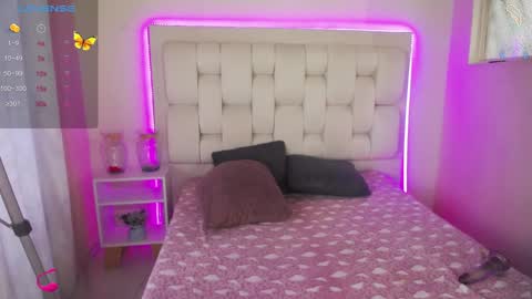 Shana online show from January 17, 1:03 pm