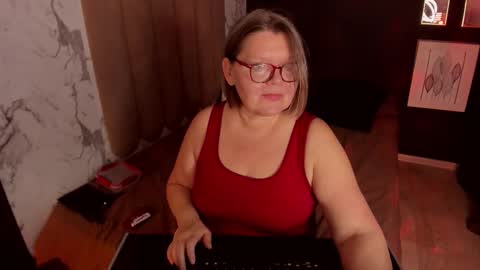 Shannon online show from October 11, 7:34 pm