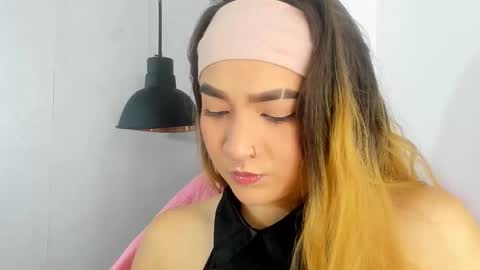 Shanntal  online show from October 17, 2:19 pm