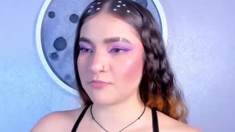 Shanntal  online show from November 13, 7:46 pm