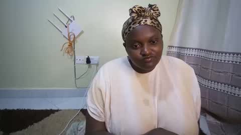 Snapshot of shanny_123 chatting on October 28, 3:47 pm shanny_123 online show from October 28, 3:47 pm