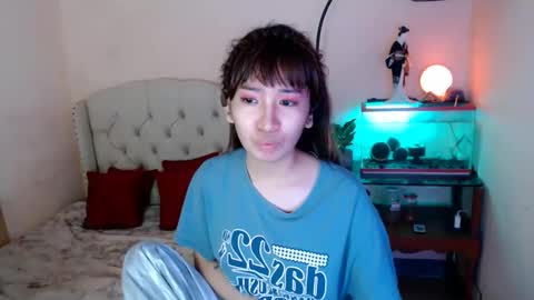 SHANTA FOX  s online show from February 6, 5:25 am