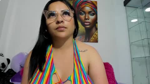 Snapshot of shantall_8 chatting on February 11, 10:07 pm karol online show from February 11, 10:07 pm