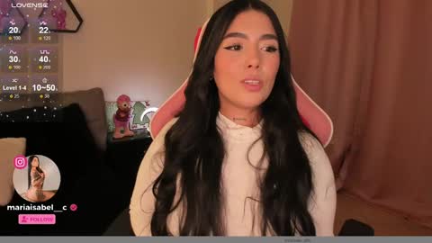 Snapshot of shantall_vidales chatting on January 7, 5:33 am online show from January 7, 5:33 am