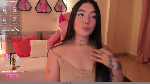 Snapshot of shantall_vidales chatting on February 12, 5:37 am online show from February 12, 5:37 am