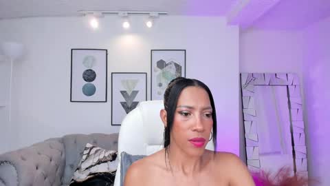 Shantall wills online show from January 8, 9:44 pm