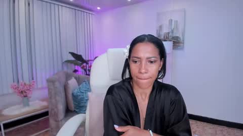 Shantall wills online show from January 13, 3:01 am