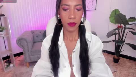 Shantall wills online show from February 22, 7:03 pm