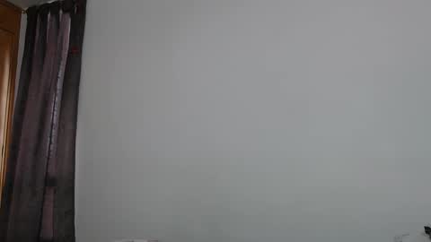 sharickleon11 online show from February 17, 8:15 pm