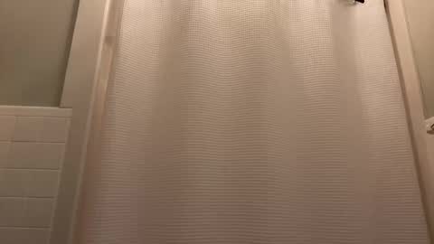 shark1865 online show from January 28, 9:50 pm