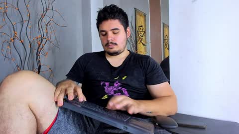 jhon deibyd online show from December 2, 4:31 am