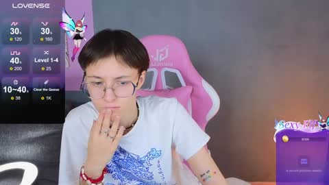 Sharli online show from January 3, 1:47 pm