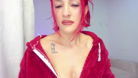 Hi fiends ---- I usually start online from Monday to Friday from 1000 am Saturdays and Sundays at 600 am Colombia time online show from January 19, 12:06 pm