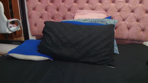 Snapshot of sharlott_kiss chatting on January 21, 11:56 am Sharlott online show from January 21, 11:56 am