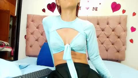 Snapshot of sharlott_kiss chatting on February 21, 11:55 am Sharlott online show from February 21, 11:55 am