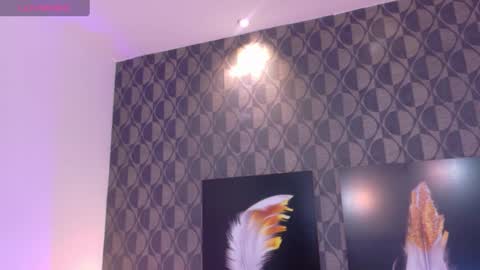 Sharom  online show from February 12, 9:43 pm