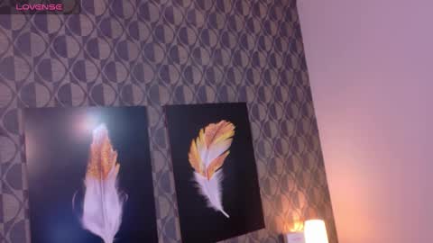 Sharom  online show from February 18, 9:20 pm