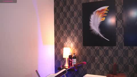 Sharom  online show from November 22, 7:13 pm