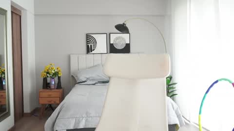 sharon baker online show from February 1, 4:00 pm