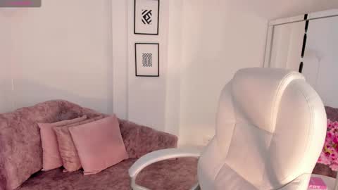 sharon_breezee online show from October 2, 1:01 am