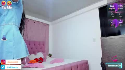 Snapshot of sharon_hill1 chatting on December 2, 11:45 pm Jessica independent model online show from December 2, 11:45 pm