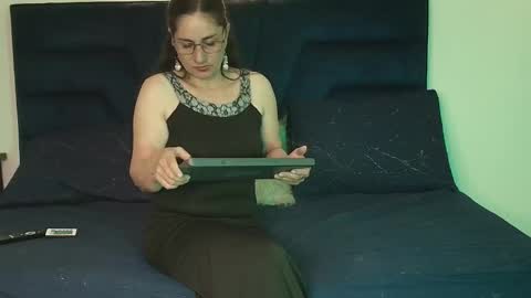 sharon_stone_5 online show from November 14, 1:10 pm