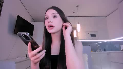 Snapshot of sharonforever chatting on November 19, 12:49 pm Sharon online show from November 19, 12:49 pm