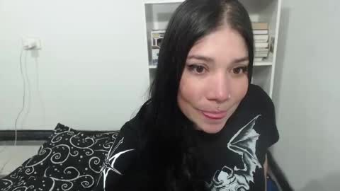 Snapshot of sharoonnn34 chatting on March 6, 10:36 pm SHAROON online show from March 6, 10:36 pm