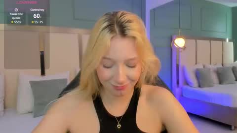 Shantall online show from January 22, 5:28 pm