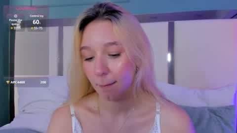 Shantall online show from February 25, 8:41 pm