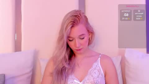 Shantall online show from March 6, 6:16 pm