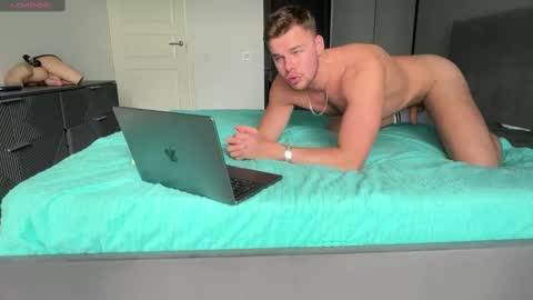 cumshoters online show from March 7, 9:29 am